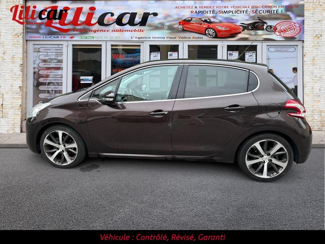 Peugeot 208 - 1.6 e-HDi FAP - 92ch Feline GARANTIE 12 MOIS